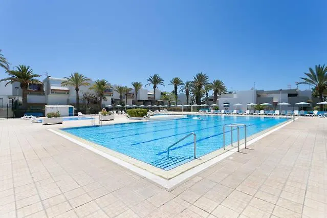 Family Comfortable *