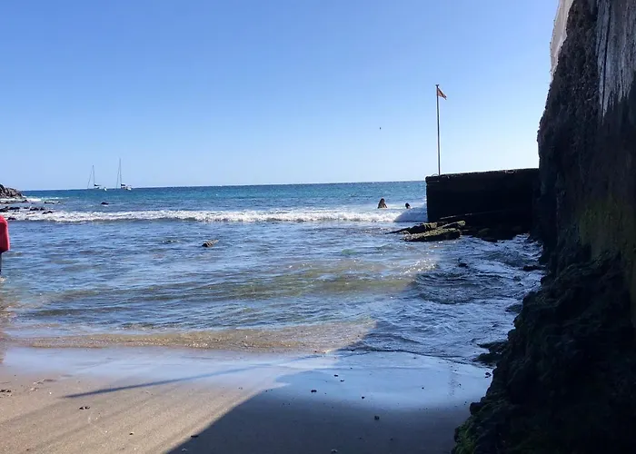 Family Comfortable 阿罗纳