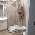 Family Comfortable 아파트 아로나