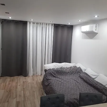 Family Comfortable *